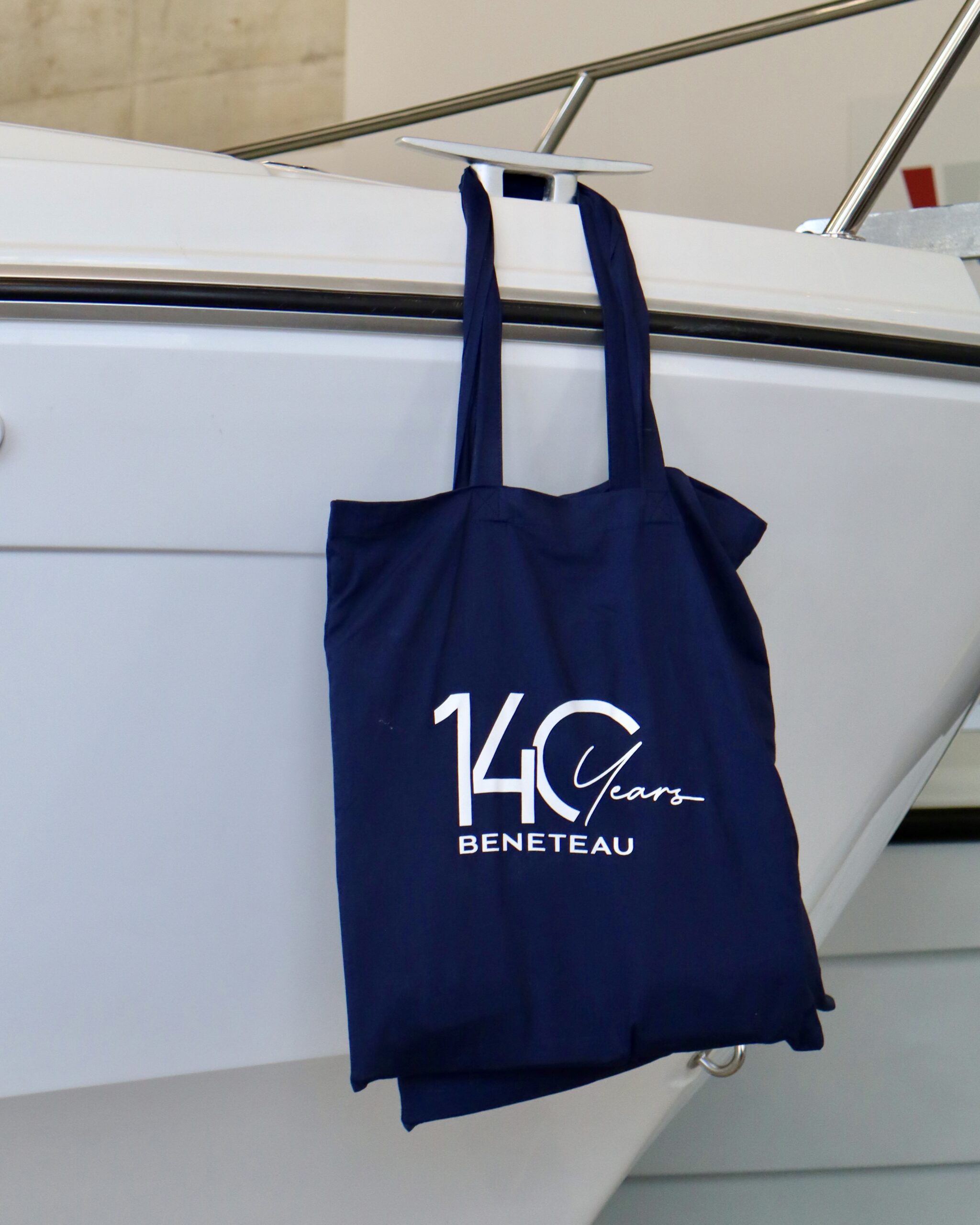 Gestion de réseaux sociaux pour notre client UNI Bateaux à Ajaccio